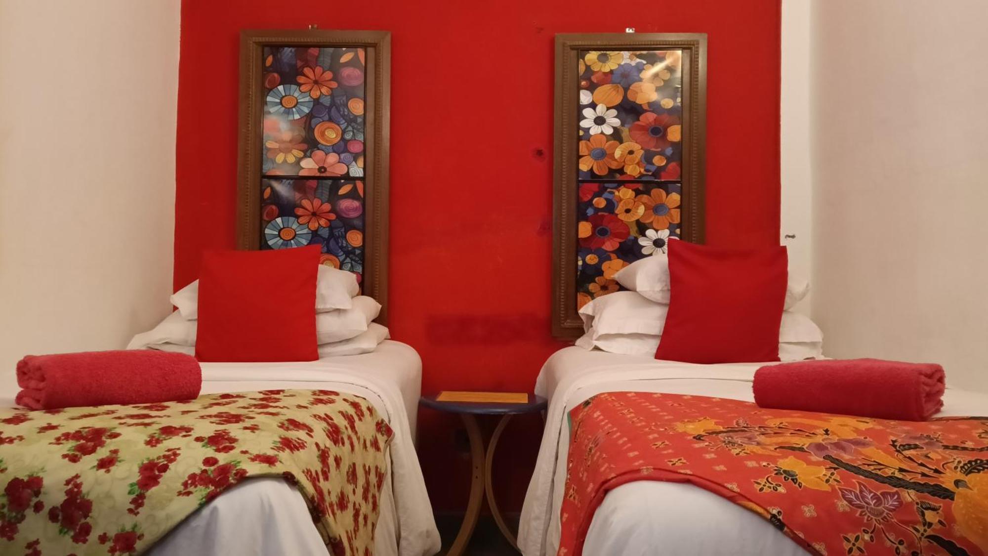Forest Paradise Inn Teluk Bahang Private Malay Traditional House Concept Hotel By Wan Екстериор снимка